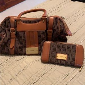 LAMB bag and wallet set.